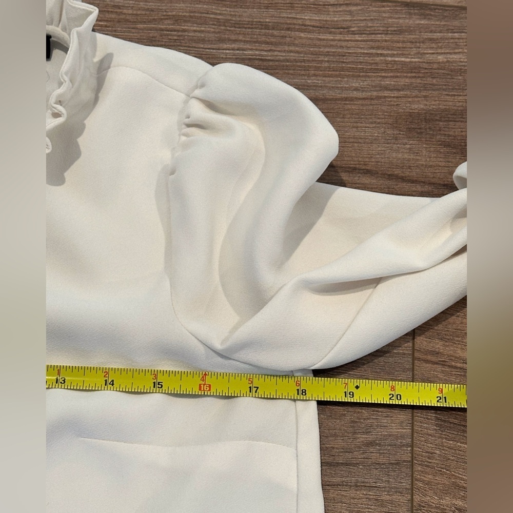 NWOT J Crew Ivory White Ruffle Neck Neck Blouse XS - Picture 3 of 8